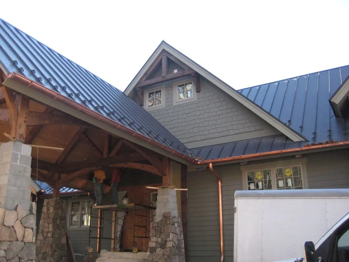 Craftsman Roofing team delivering quality roofing work in Geneva